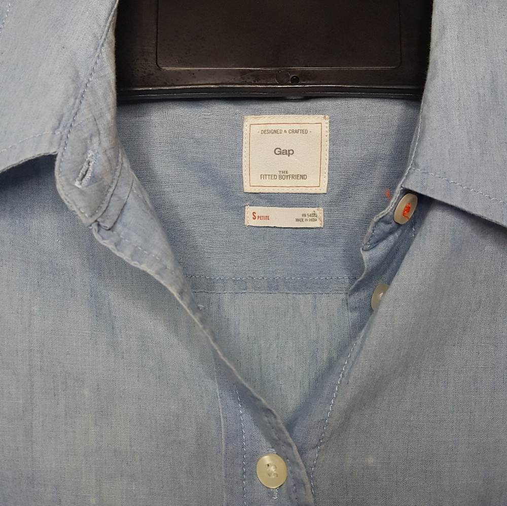 Women's Gap Button Down - image 8